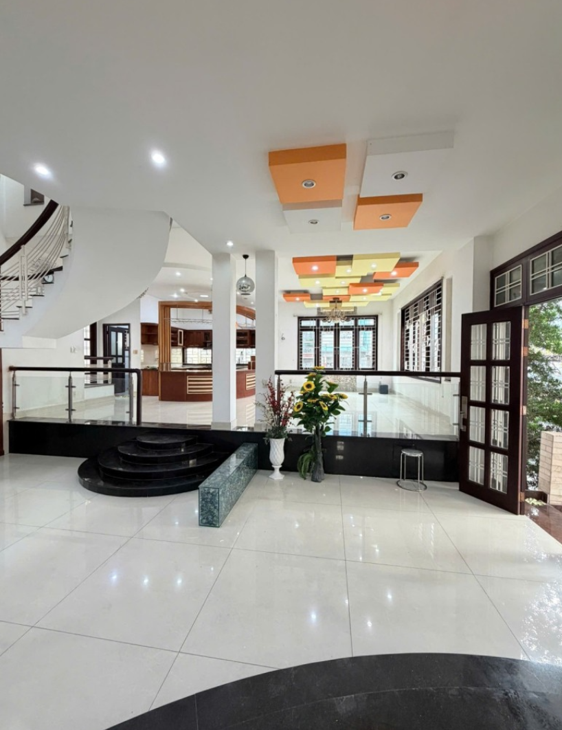 Bán biệt thự chính chủ quận 7 - 1